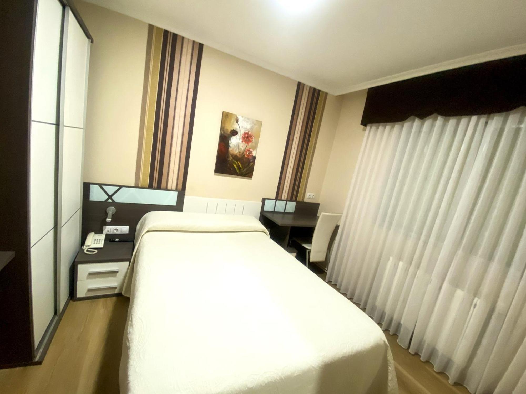 Hotel Spa Galatea Burela Exteriér fotografie