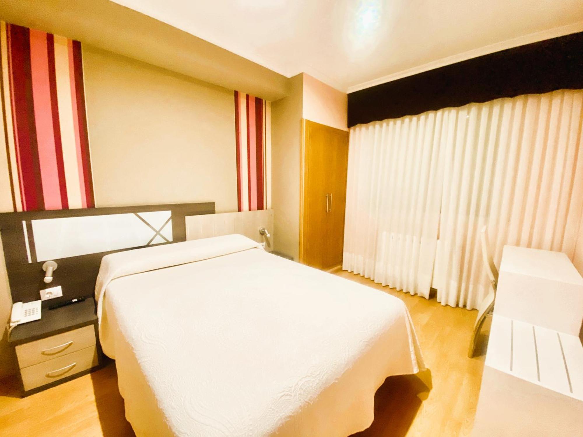 Hotel Spa Galatea Burela Exteriér fotografie